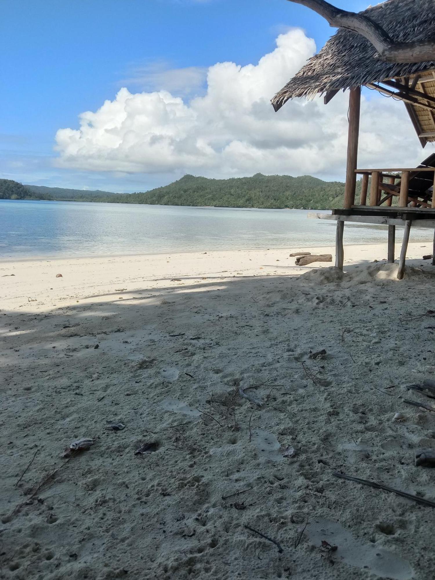 Amfriwen Homestay Yennanas Besir エクステリア 写真