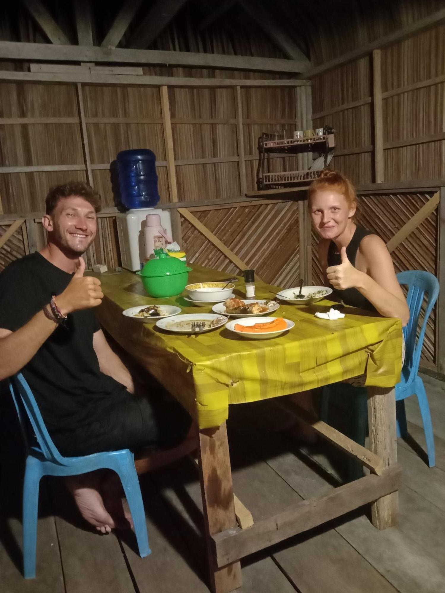 Amfriwen Homestay Yennanas Besir エクステリア 写真
